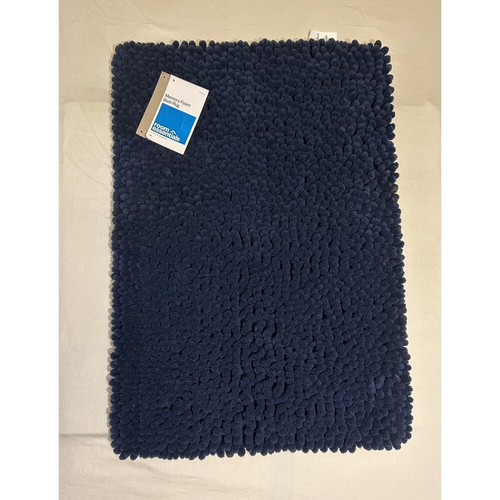 Room Essentials - Chunky Chenille Memory Foam Bath Rug - Dark Blue New